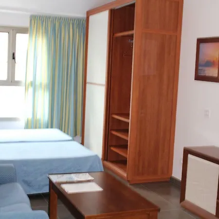 Loft Canteras アパート